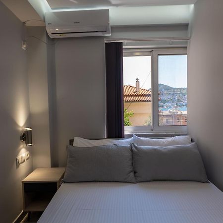 Hotel Porti Саранда Экстерьер фото