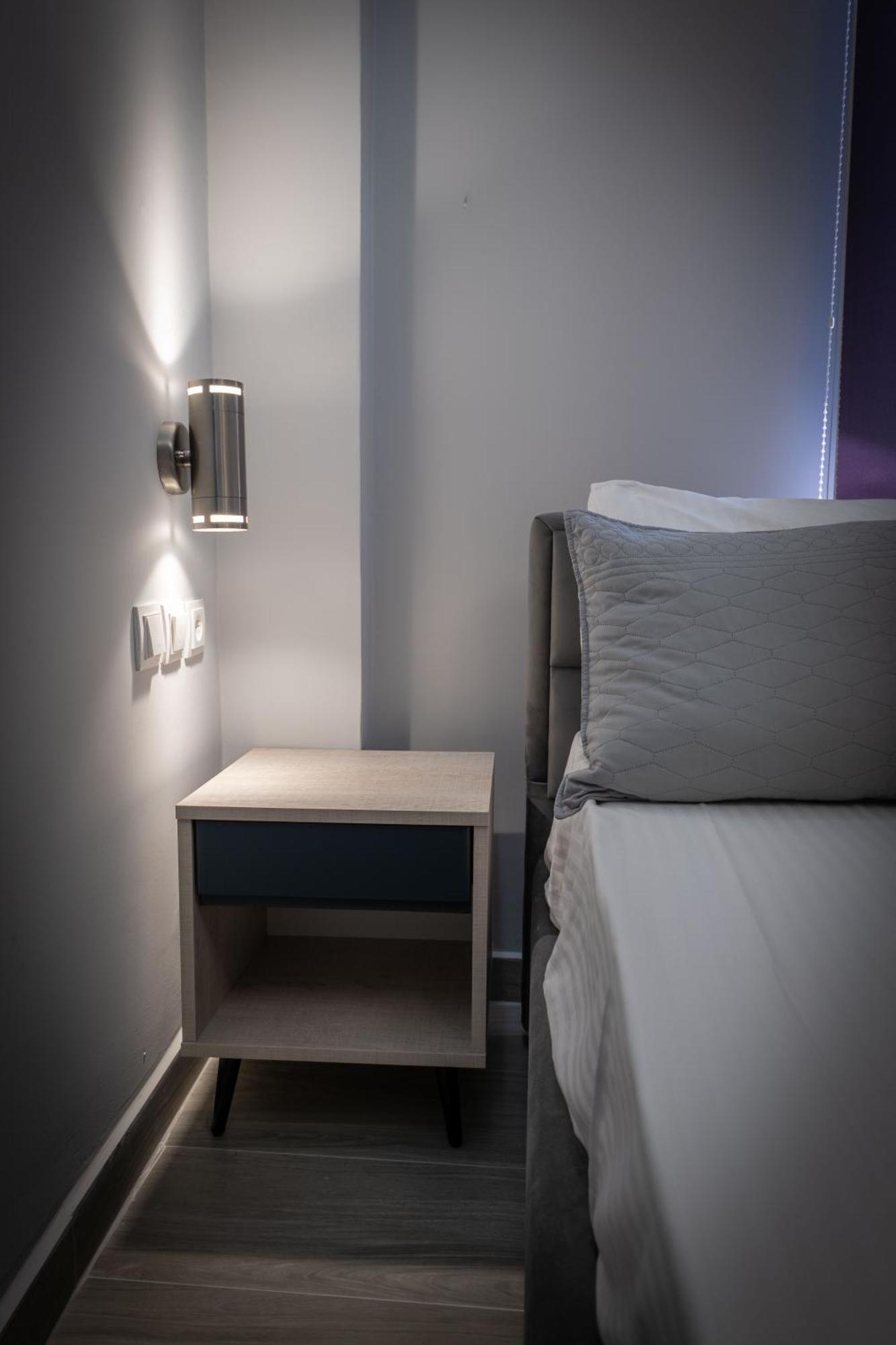 Hotel Porti Саранда Экстерьер фото