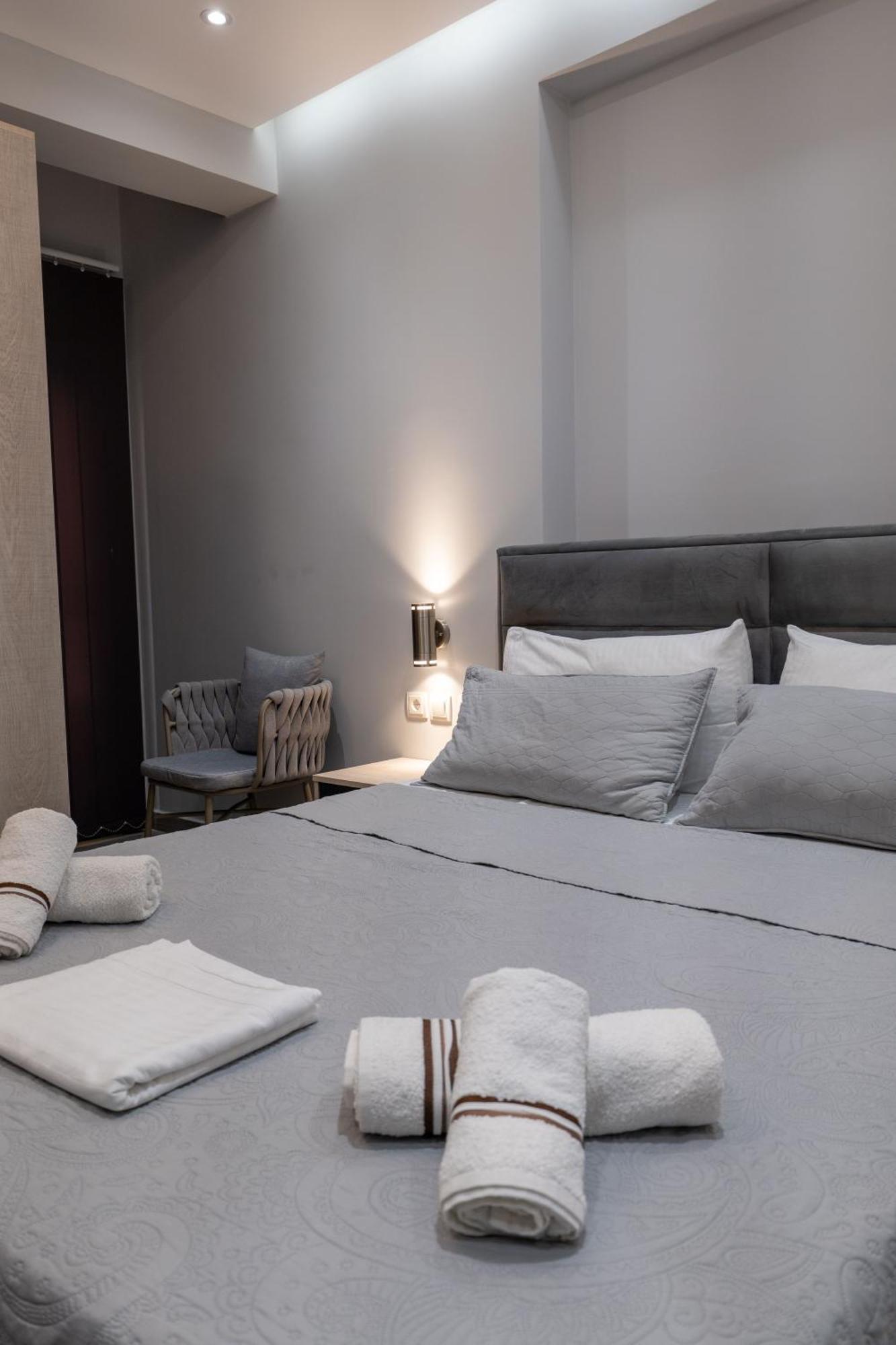 Hotel Porti Саранда Экстерьер фото