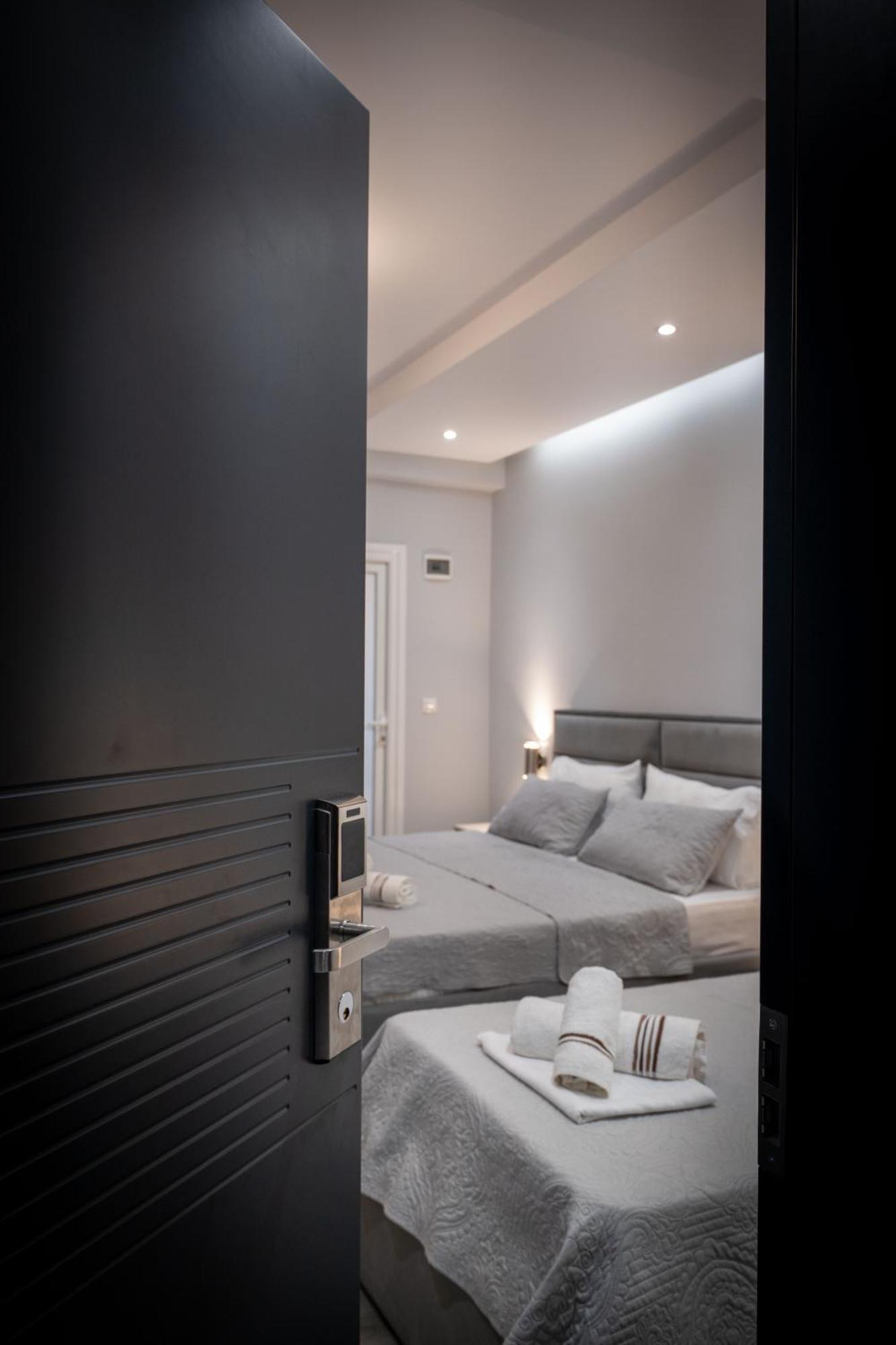 Hotel Porti Саранда Экстерьер фото