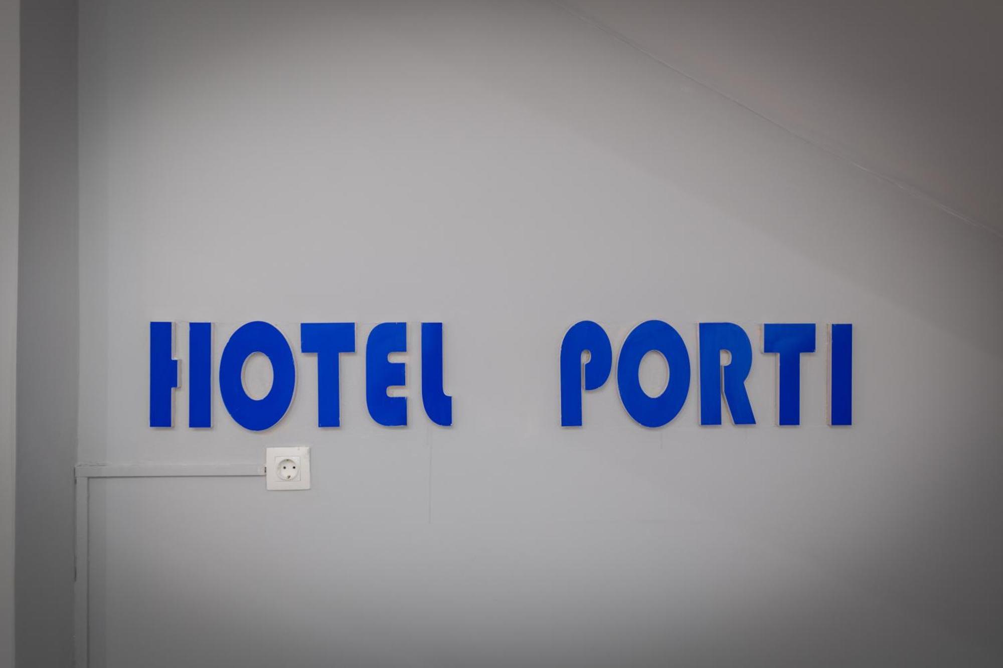 Hotel Porti Саранда Экстерьер фото