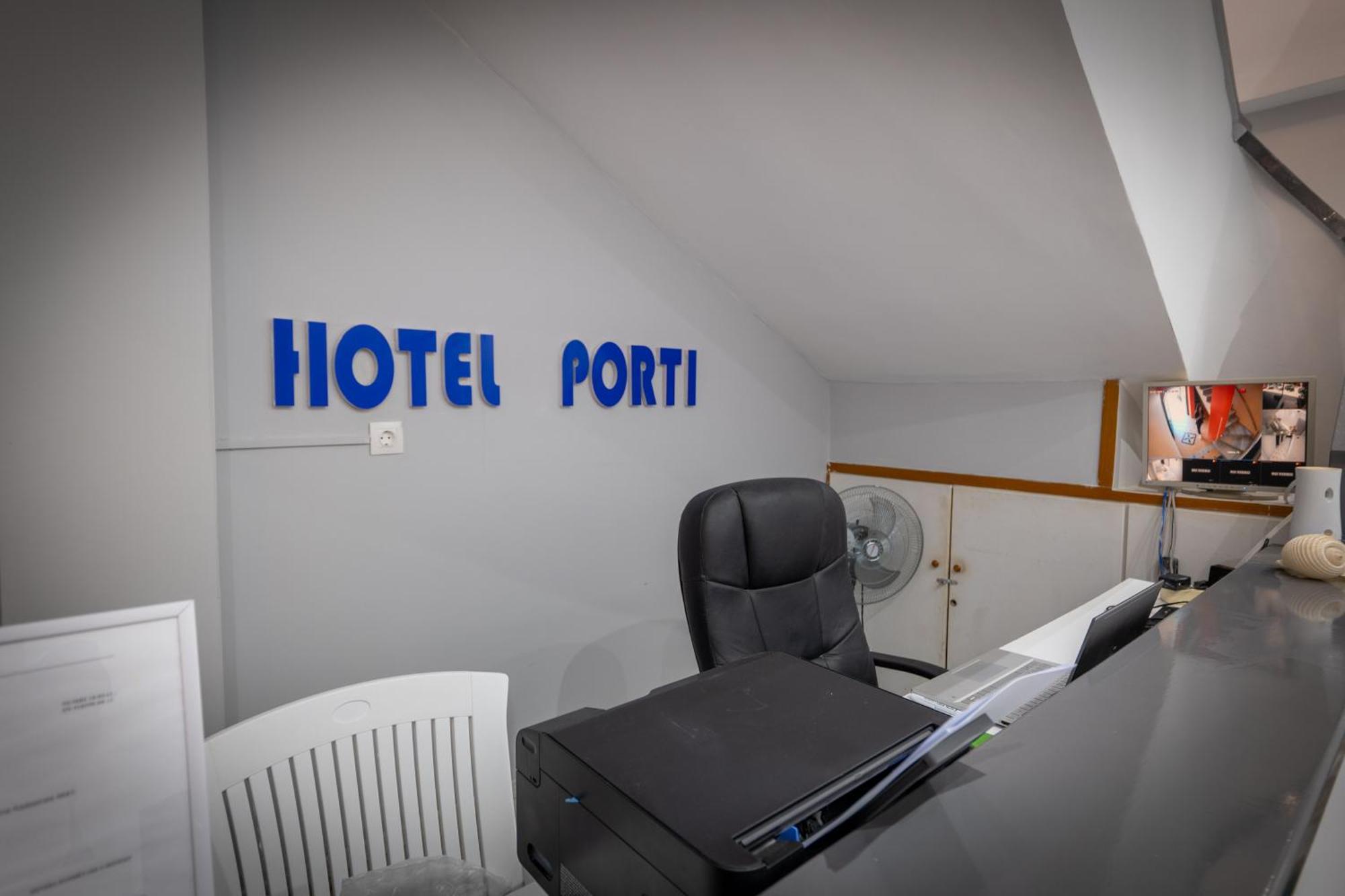 Hotel Porti Саранда Экстерьер фото